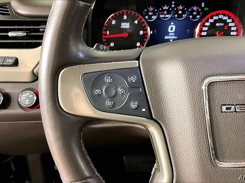Used 2016 GMC Yukon Denali w/ Open Road Package AWD/4WD image 8