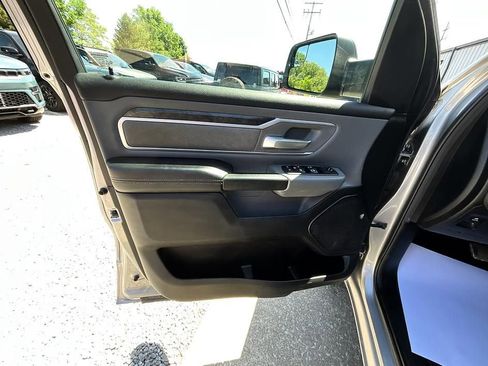 Used 2020 RAM 1500 Big Horn AWD/4WD image 11