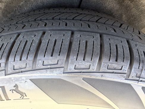 New 2026 Cadillac Optiq Luxury 2 image 31