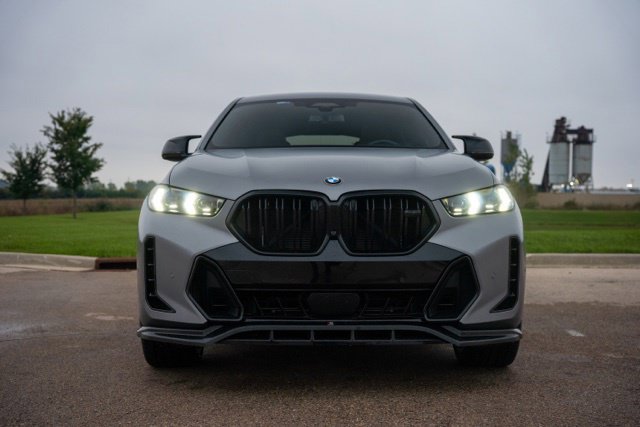 Used 2025 BMW X6 M60i AWD/4WD image 2
