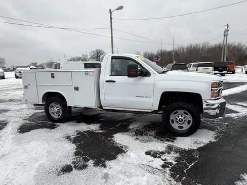 Used 2018 Chevrolet Silverado 2500 W/T w/ WT Fleet Convenience Package image 7