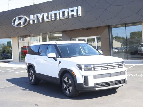 New 2026 Hyundai Santa Fe SE image 1