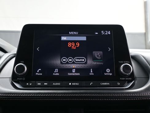 Used 2024 Nissan Rogue SV image 18