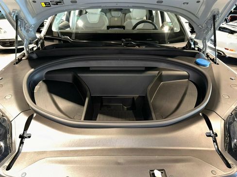 Used 2025 Volvo EX90 Ultra AWD/4WD image 9