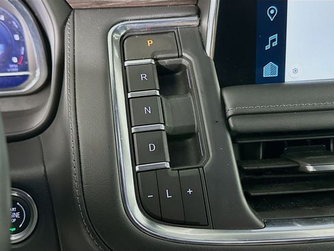 Used 2024 Chevrolet Tahoe LT image 25