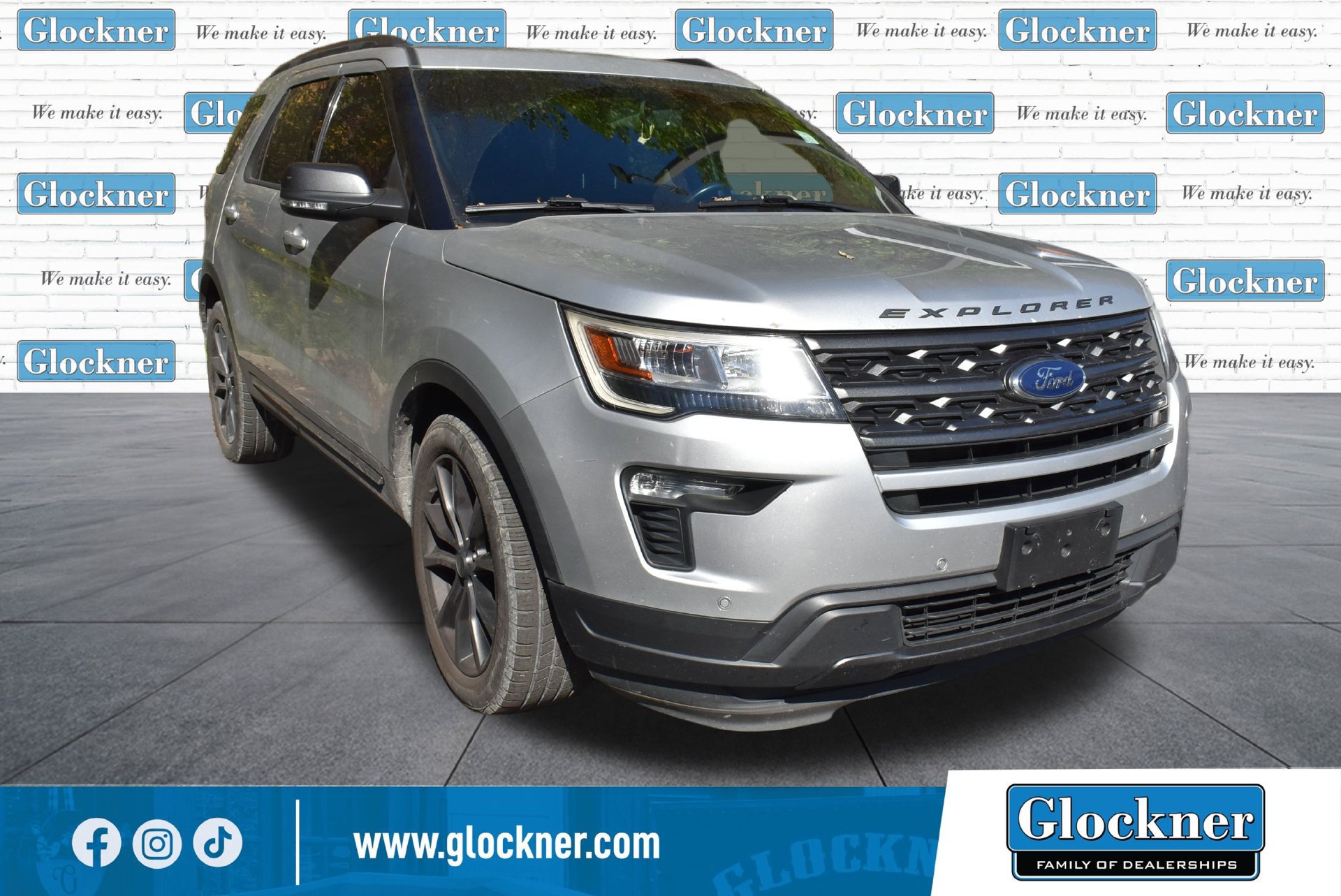 Used 2019 Ford Explorer XLT w/ Equipment Group 202A AWD/4WD image 3