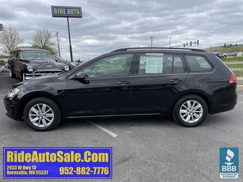 Used 2016 Volkswagen Golf S FWD image 8