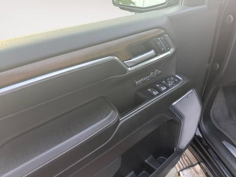 Used 2024 Chevrolet Silverado 1500 High Country w/ Max Trailering Package AWD/4WD image 10