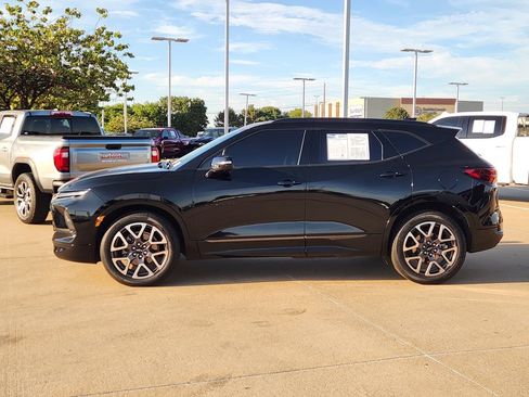 Used 2025 Chevrolet Blazer RS w/ Driver Confidence II Package AWD/4WD image 4