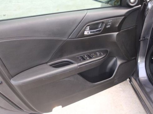 Used 2013 Honda Accord EX-L image 9