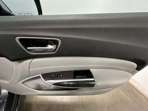 Used 2018 Acura TLX V6 image 22