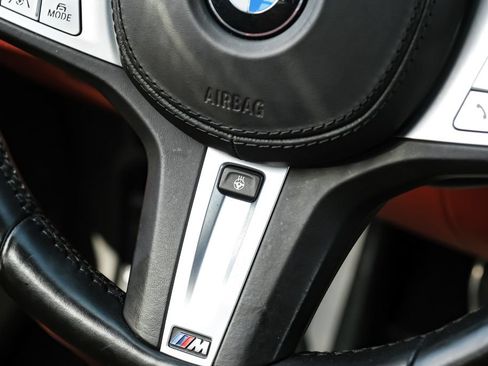 Used 2022 BMW 750i xDrive w/ Executive Package AWD/4WD image 18