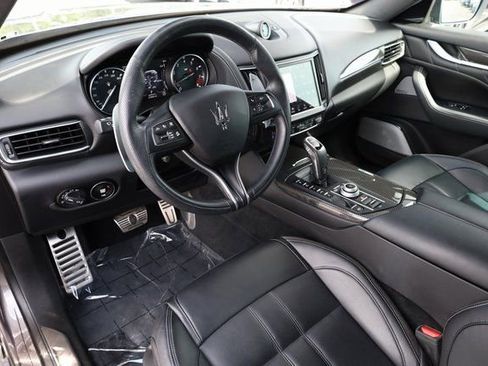 Certified 2022 Maserati Levante Modena S image 9