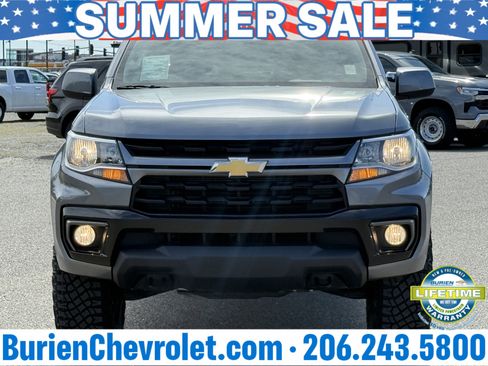 Used 2022 Chevrolet Colorado LT w/ LT Convenience Package AWD/4WD image 8