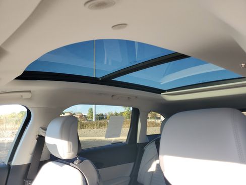 New 2026 Lincoln Nautilus Reserve image 10