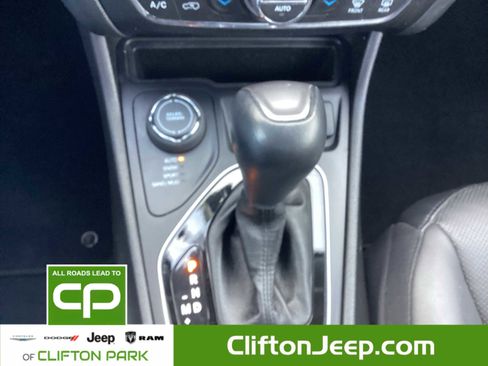Certified 2021 Jeep Cherokee Limited w/ Elite Package image 19