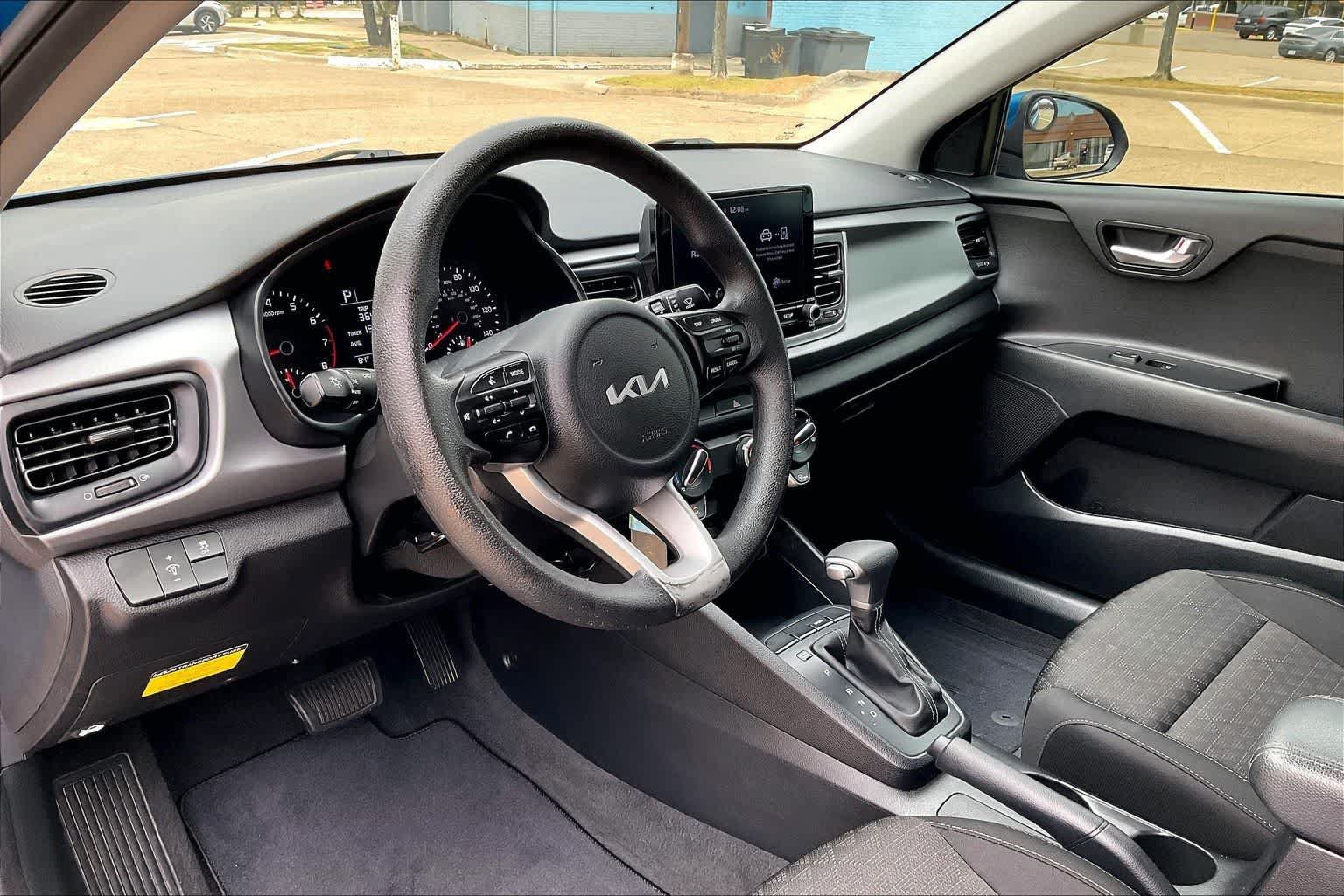 Used 2023 Kia Rio S FWD image 2