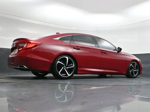 Used 2018 Honda Accord Sport image 35
