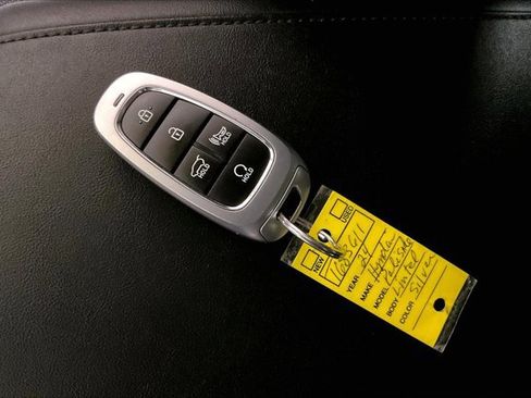Used 2024 Hyundai Palisade Limited AWD/4WD image 11
