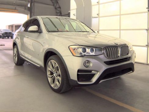 Used 2016 BMW X4 xDrive35i AWD/4WD image 3