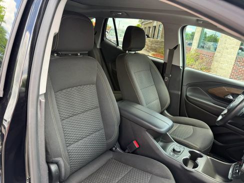 Used 2018 GMC Terrain SLE w/ Driver Convenience Package AWD/4WD image 33