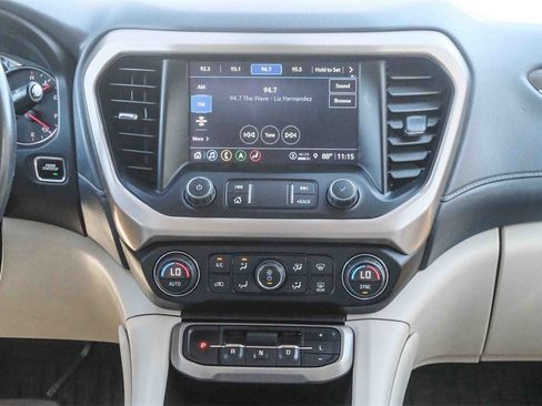 Used 2022 GMC Acadia Denali w/ Denali Ultimate Package image 15