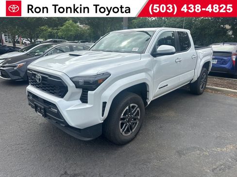 Used 2025 Toyota Tacoma TRD Sport w/ TRD Sport Upgrade Package AWD/4WD image 1