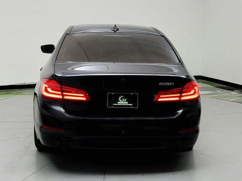 Used 2017 BMW 530i image 6