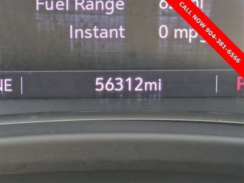 Used 2023 GMC Terrain SLT image 35