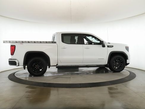 Used 2025 GMC Sierra 1500 Elevation w/ Elevation Premium Package image 6