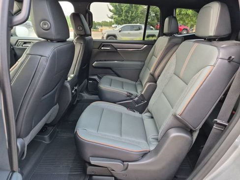 New 2026 GMC Acadia AT4 w/ Luxury Package AWD/4WD image 37