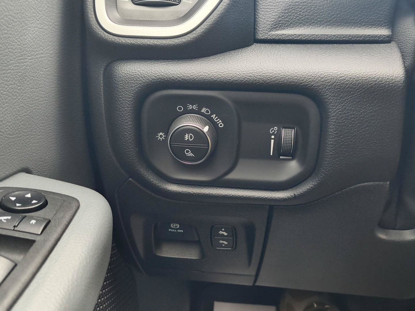 Used 2021 RAM 1500 Big Horn AWD/4WD image 10