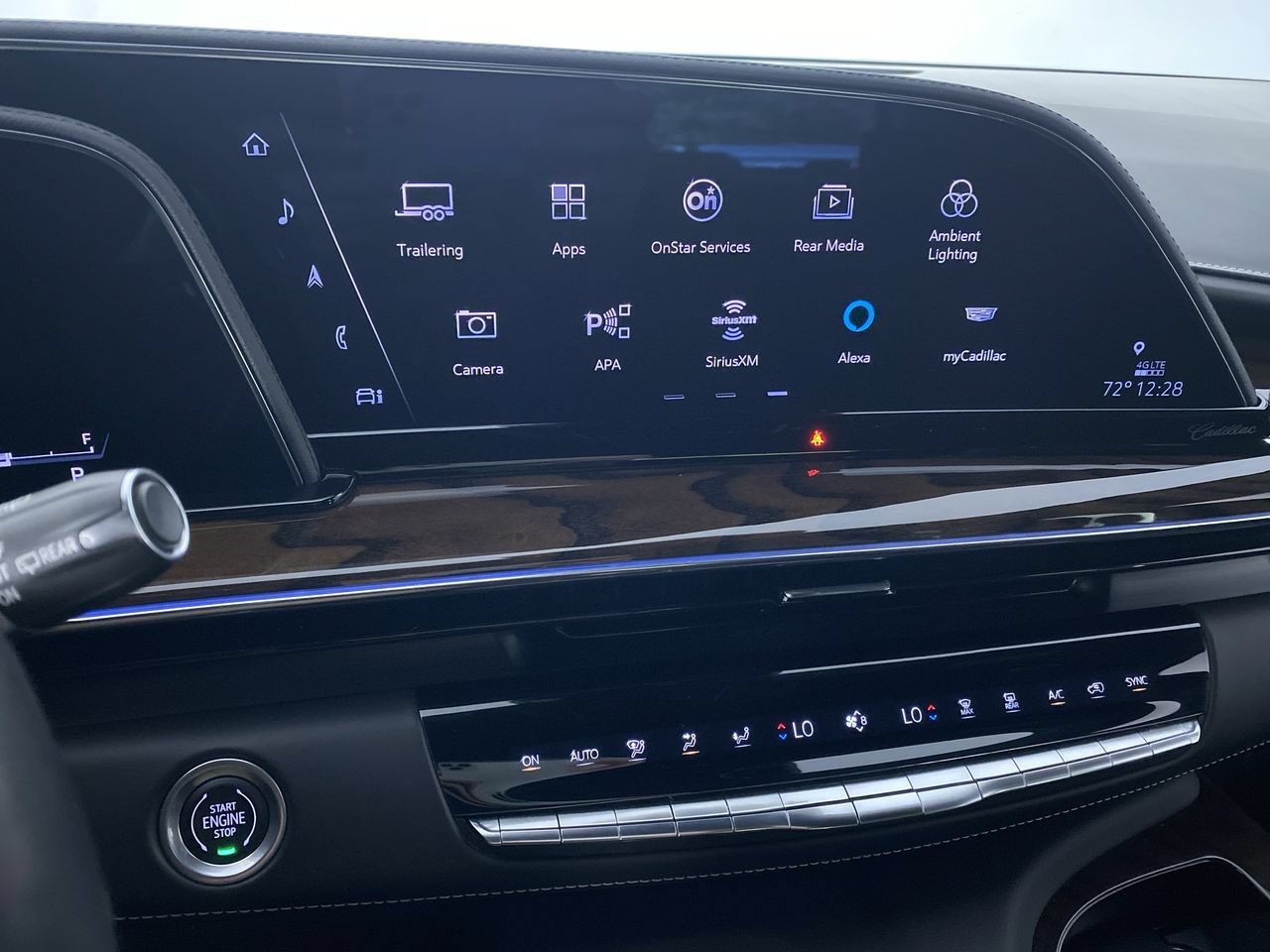 Certified 2022 Cadillac Escalade Sport Platinum AWD/4WD image 5