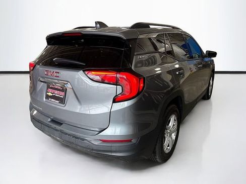Used 2020 GMC Terrain SLE w/ Driver Convenience Package image 6