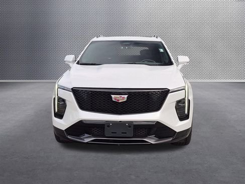 Used 2024 Cadillac XT4 Sport FWD image 8