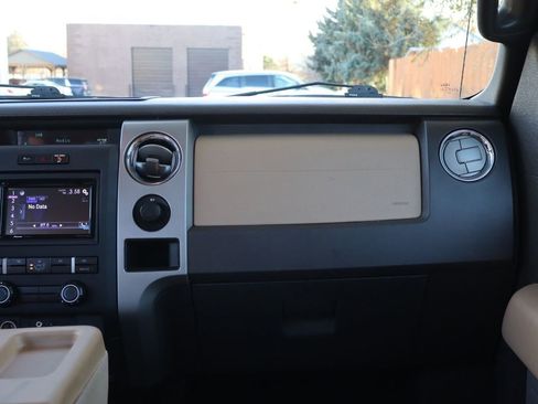 Used 2011 Ford F150 XLT w/ XLT Convenience Pkg image 17