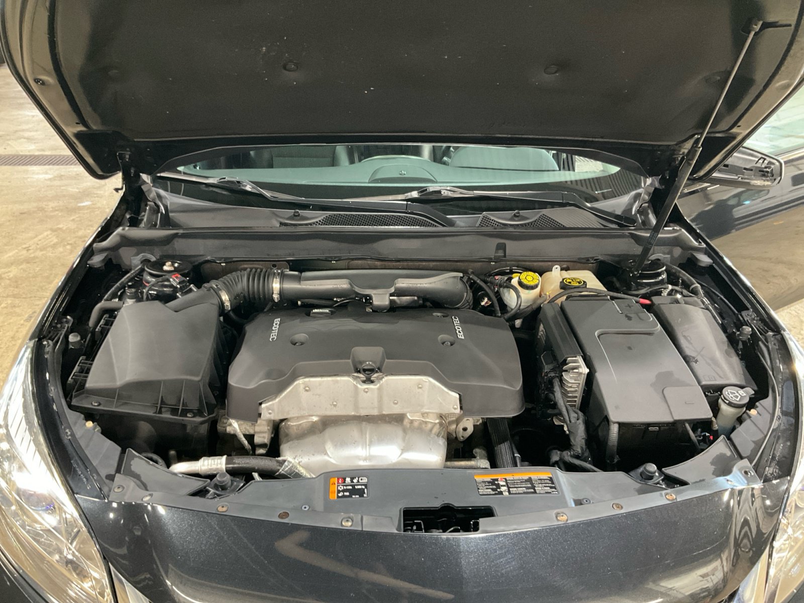 Used 2014 Chevrolet Malibu LT FWD image 34