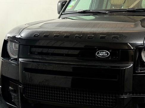 New 2026 Land Rover Defender 130 V8 image 12