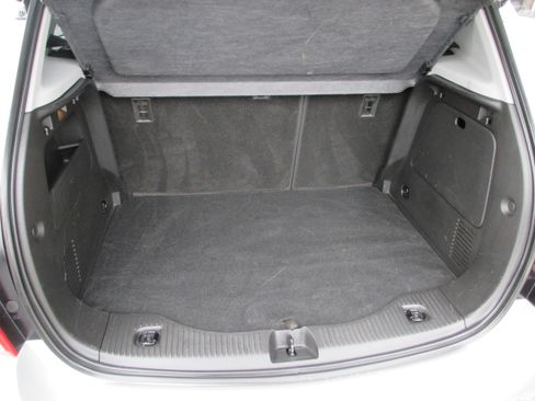 Used 2022 Chevrolet Trax LT w/ Sport Edition image 10