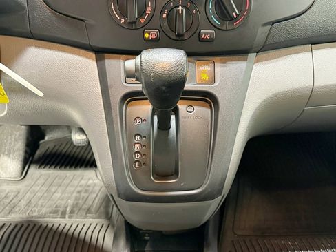 Used 2019 Nissan NV200 SV w/ Navigation Package image 21