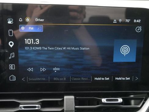 Used 2025 Chevrolet Equinox LT w/ Convenience Package II AWD/4WD image 14