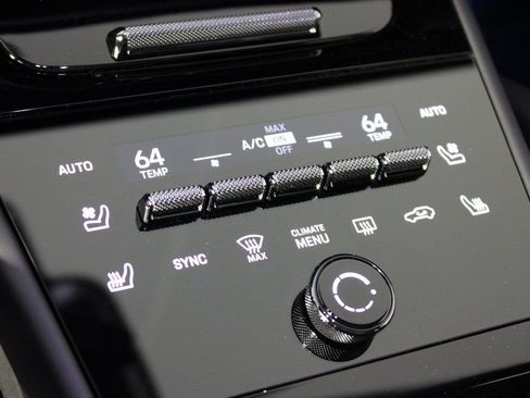 Certified 2025 Porsche Cayenne Coupe image 33