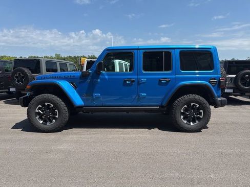 Used 2024 Jeep Wrangler Unlimited Rubicon 4xe AWD/4WD image 7
