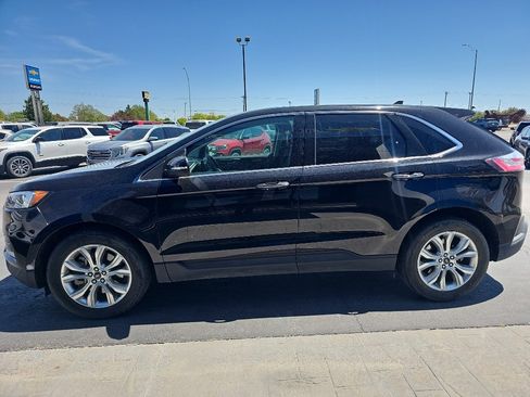 Used 2024 Ford Edge Titanium AWD/4WD image 6