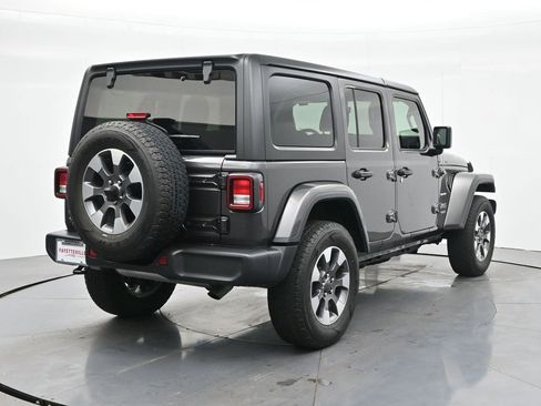 Used 2021 Jeep Wrangler Unlimited Sahara AWD/4WD image 5