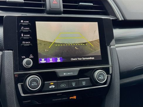 Used 2019 Honda Civic Sport image 10