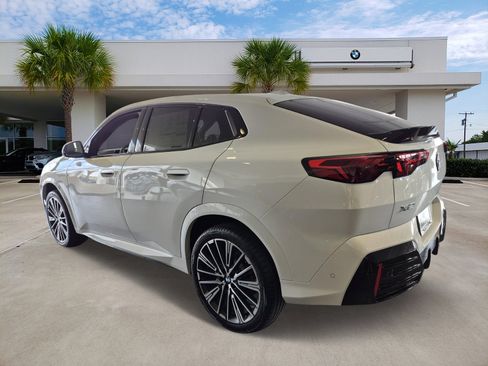 New 2026 BMW X2 xDrive28i w/ M Sport Package AWD/4WD image 6