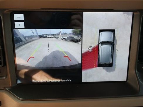 Certified 2024 Ford Bronco Wildtrak image 28