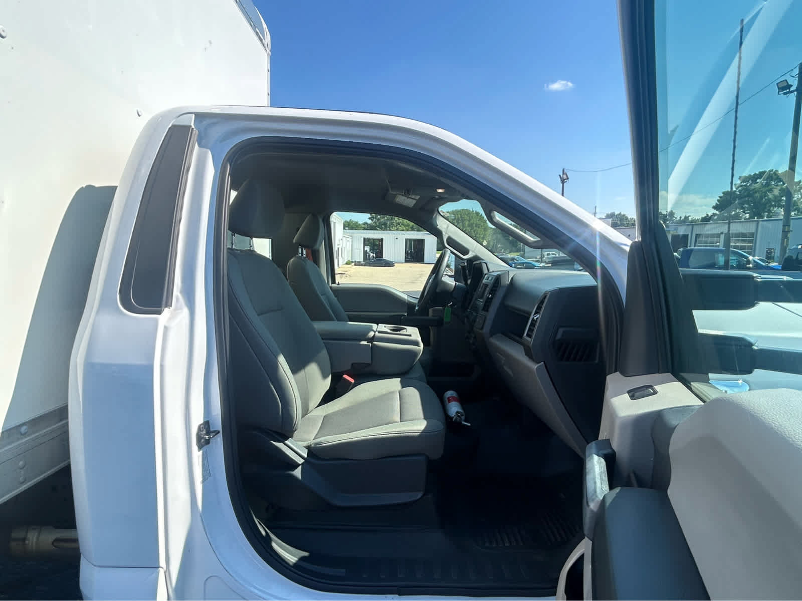 Used 2022 Ford F450 XL w/ Power Equipment Group RWD image 8