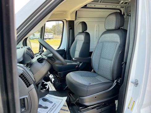 New 2026 RAM ProMaster 3500 w/ Convenience Group image 19
